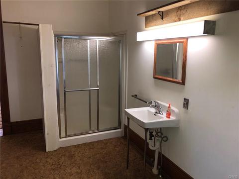 414 Broad St, Oneida, NY 13421 photo 17