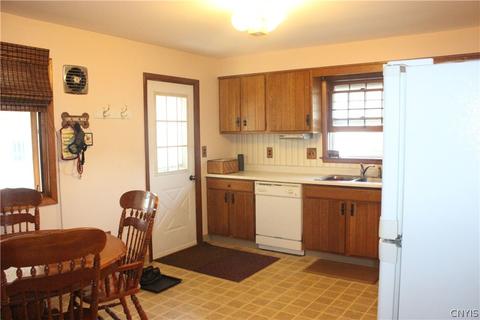 20 Henry St, German Flatts, NY 13407 photo 8