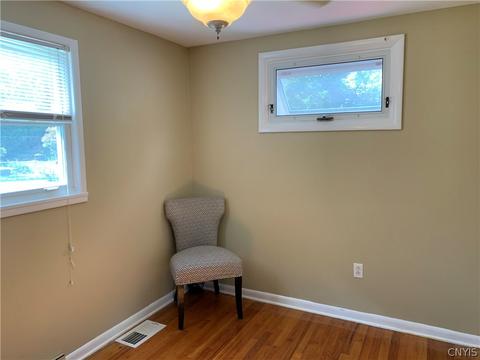 16 Maryland Ln, Liverpool, NY 13090 photo 26