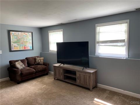 16 Maryland Ln, Liverpool, NY 13090 photo 14