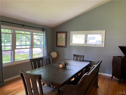 16 Maryland Ln, Liverpool, NY 13090 photo 4