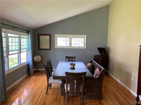 16 Maryland Ln, Liverpool, NY 13090 photo 5