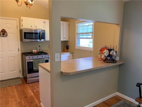 16 Maryland Ln, Liverpool, NY 13090 photo 12