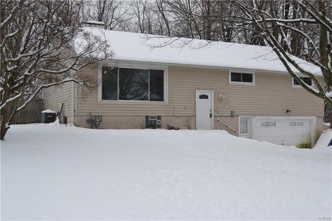 3502 Linda Ln Baldwinsville Ny 13027 26 Photos Mls S1239440