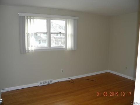6327 Danbury Dr, Jamesville, NY 13078 photo 10
