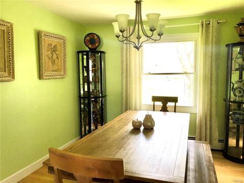 111 Craig Cir, Syracuse, NY 13214 photo 5
