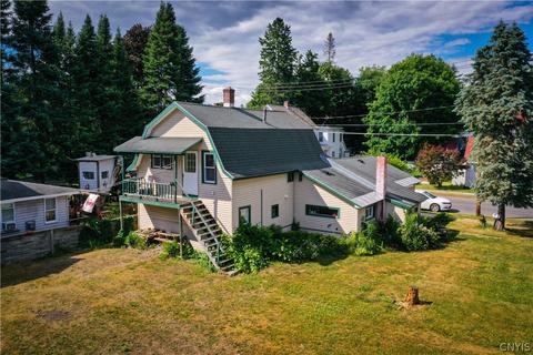 10 E Faville Ave, Manheim, NY 13329