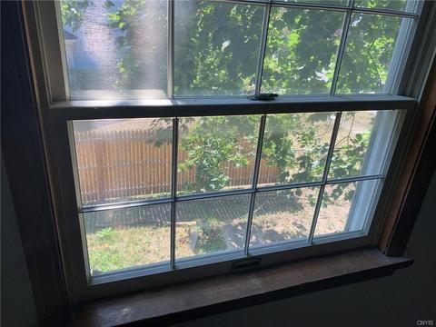 102 E Beard Ave, Syracuse, NY 13205 photo 29