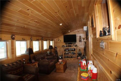 196 Warren Rd, German Flatts, NY 13407 photo 4
