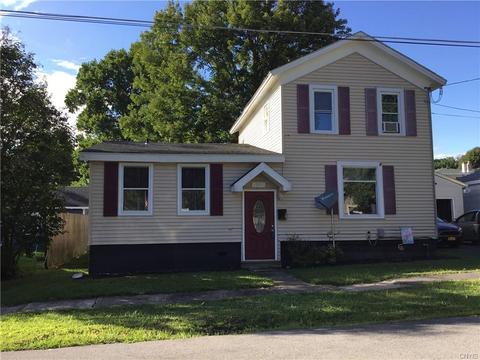 15 Pine St, Schroeppel, NY 13135 photo 2