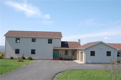 28 Murfield Dr, Ithaca, NY 14850 photo 1