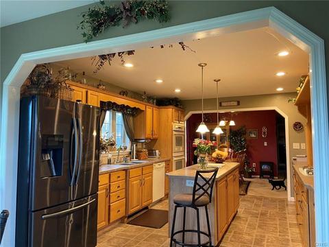 24 Balcom Dr, Pulaski, NY 13142 photo 6