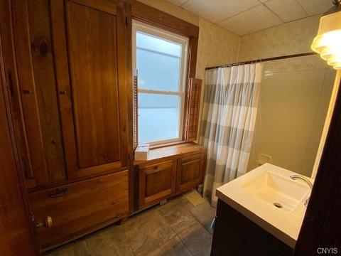 2 Van Epps St, Vernon, NY 13476 photo 14