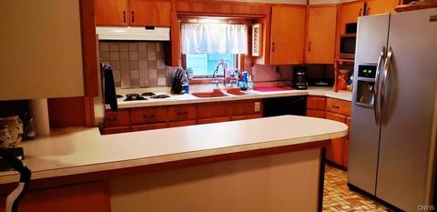 719 Cherry St, Rome, NY 13440 photo 9