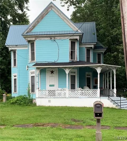 36568 Middle Rd, Orleans, NY 13656