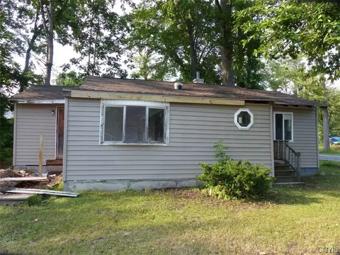 113 26th Ave, Vienna, NY 13157