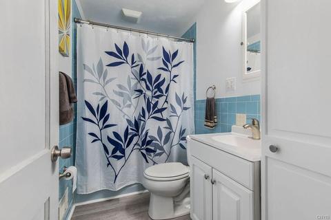 108 Grover St, East Syracuse, NY 13057 photo 23