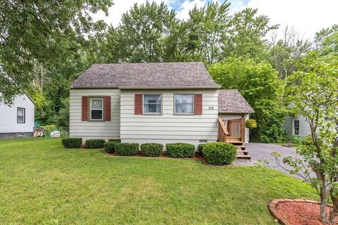 108 Grover St, East Syracuse, NY 13057 photo 3