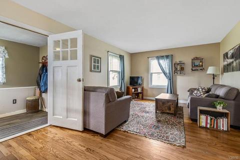 108 Grover St, East Syracuse, NY 13057 photo 13