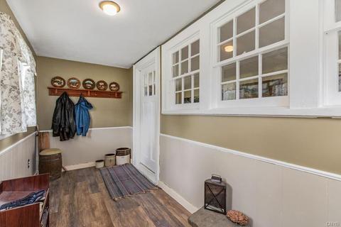 108 Grover St, East Syracuse, NY 13057 photo 25