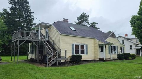 46 Seneca Ave, Oneida, NY 13421 photo 2