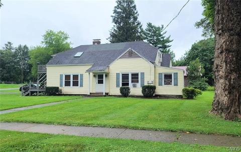 46 Seneca Ave, Oneida, NY 13421 photo 3