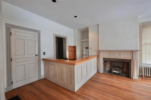 402 N Cayuga St, Ithaca, NY 14850 photo 3