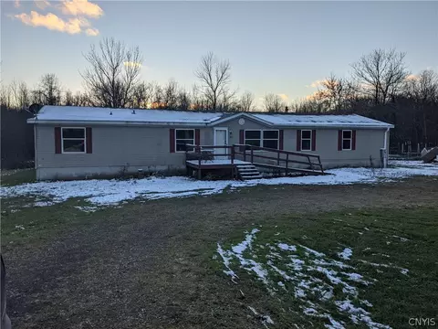 229 Hanley Rd, Granby, NY 13074