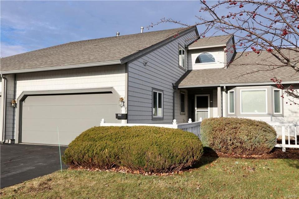 82 Midlake Cir, East Syracuse, NY 13057 21 Photos MLS S1382578