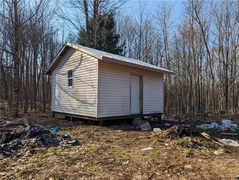 23 Maple Dr, Watson, NY 13343