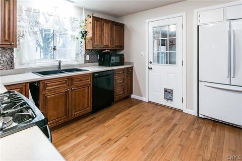 2606 E Colvin St, Syracuse, NY 13224 photo 14