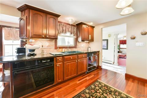 5651 E Davey Rd, Brewerton, NY 13029 photo 6