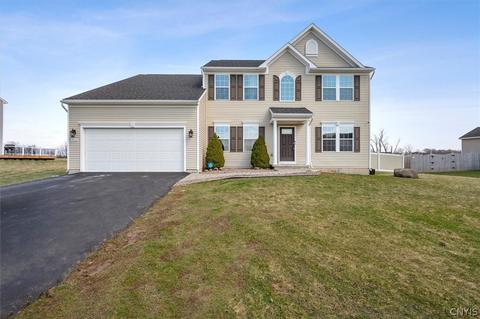 5820 Strawmount, Chittenango, NY 13037 photo 1