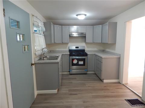 155 E 8th St, Oswego, NY 13126 photo 13