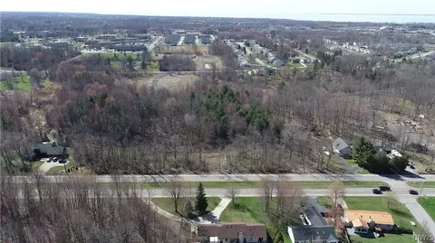 L10 Mckinley Parkway W, Hamburg, NY 14075