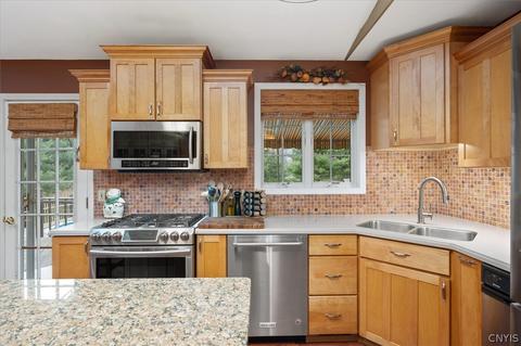 105 Benedict Manor Dr, Sullivan, NY 13082 photo 12