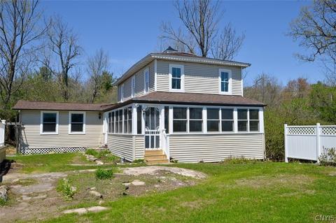 19007 Peel Dock Rd, Orleans, NY 13640