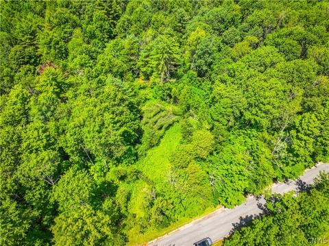 100 North Rd, Oppenheim, NY 13329