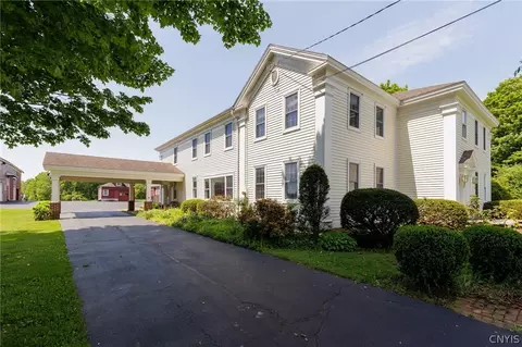 3059 Main St W St, Parish, NY 13131