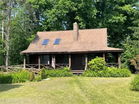 7559 Grant Avenue Rd, Sennett, NY 13021