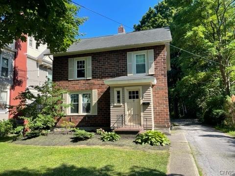 224 E Grove St, Oneida, NY 13421 photo 3