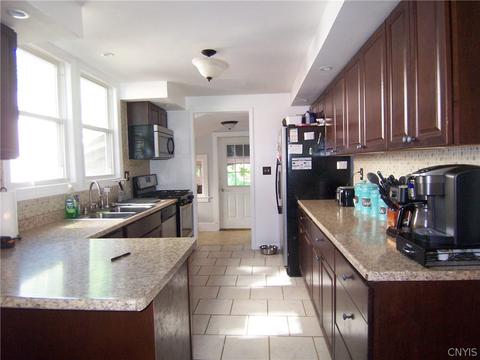 224 E Grove St, Oneida, NY 13421 photo 11