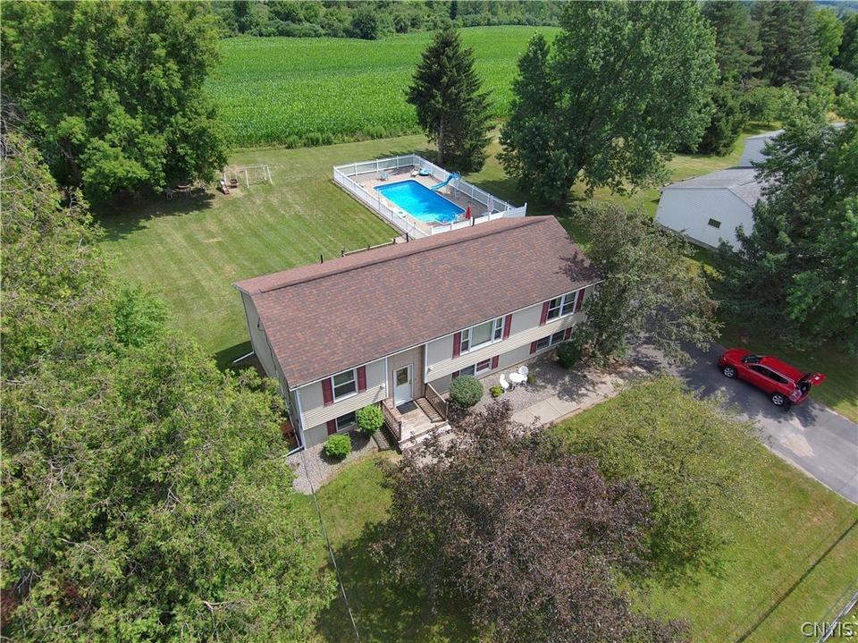 318 Newport Rd, Utica, NY 13502 45 Photos MLS S1421204 Movoto