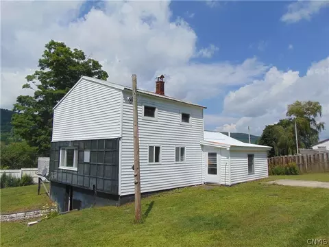 7516 E Keeney Rd, Cuyler, NY 13158
