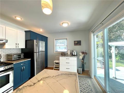 50 Grover St, East Syracuse, NY 13057 photo 15