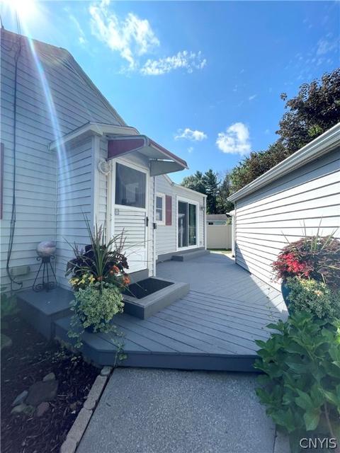 50 Grover St, East Syracuse, NY 13057 photo 9