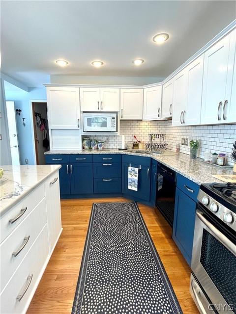 50 Grover St, East Syracuse, NY 13057 photo 17