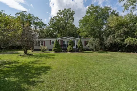 20077 Evans Rd, Hounsfield, NY 13634