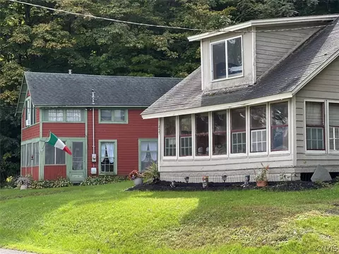 1451 W Valley Rd, Spafford, NY 13141