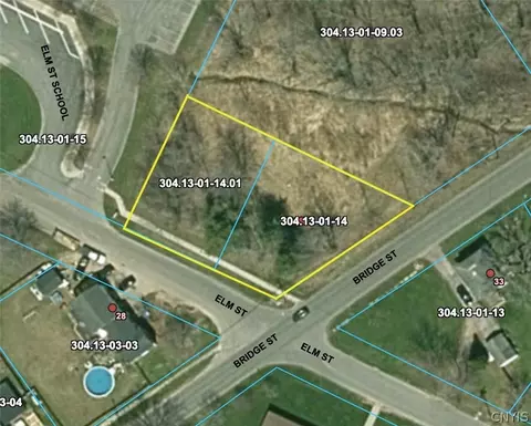111 Bridge St, Schroeppel, NY 13135